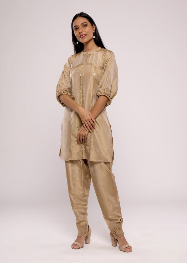 HERITAGE GOLD KURTA SET