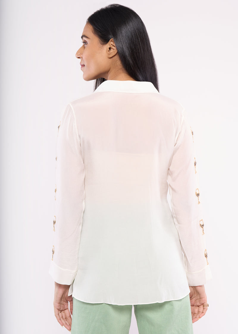WINE GLASS WHITE SHIRT